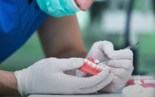 vygotovlennya protezu u laboratoriyi