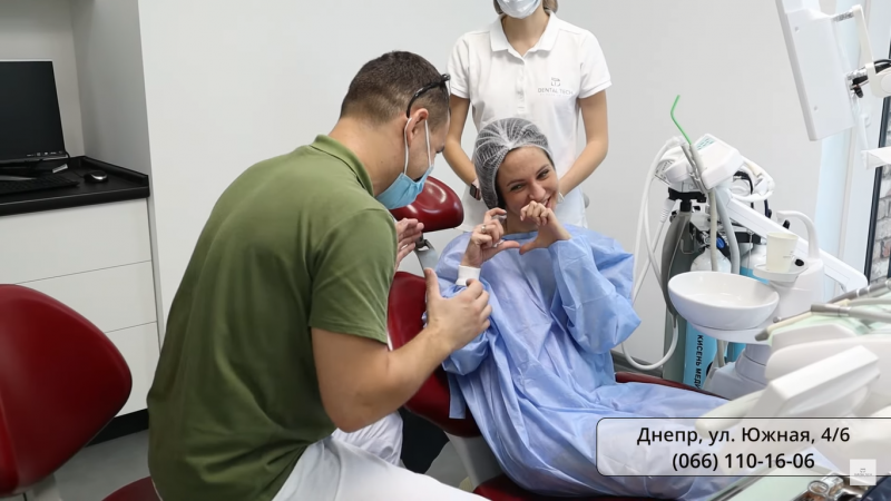 yak praczyuyut fahivczi kliniky dental tech